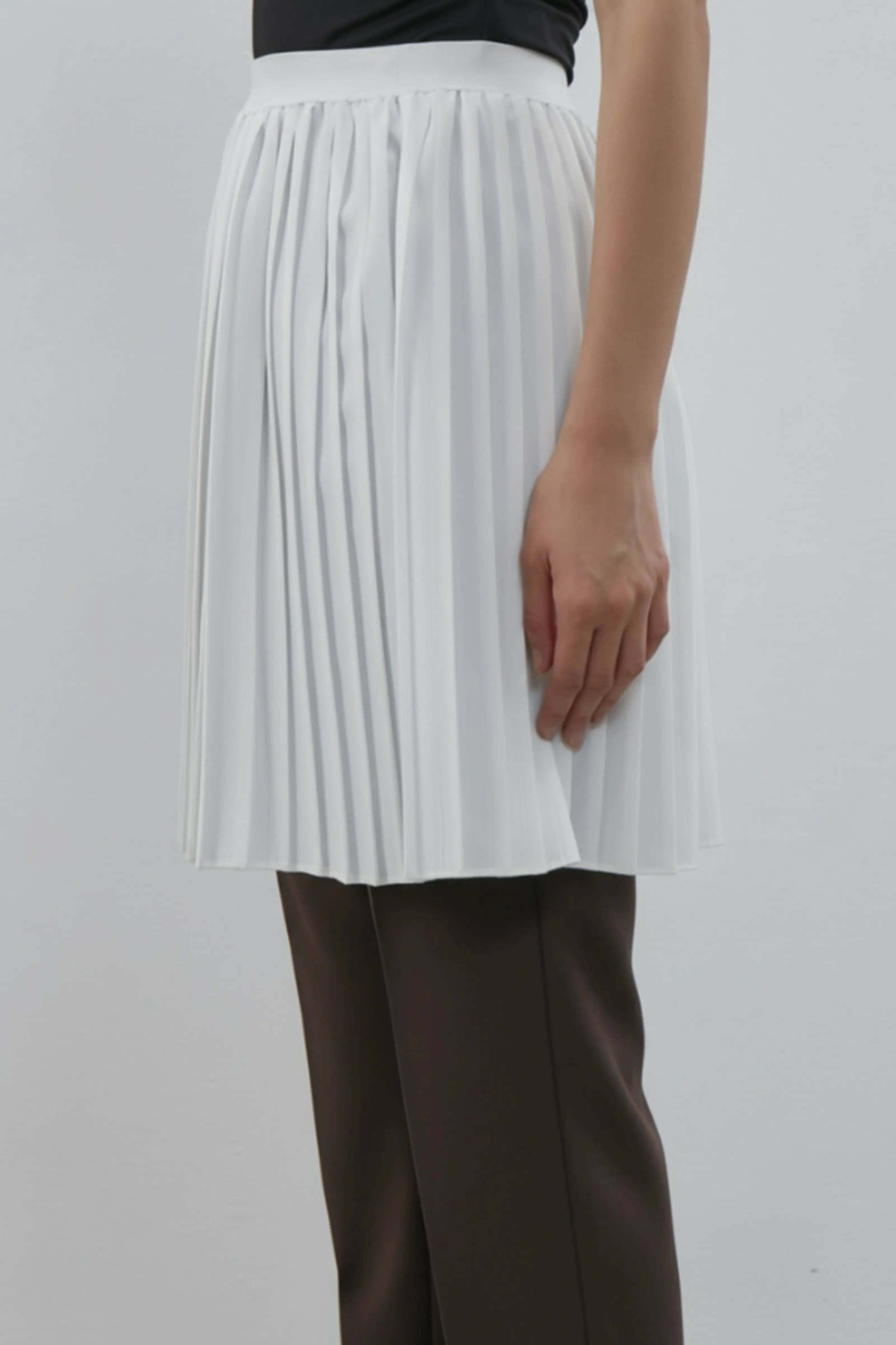 Akoya Hijabs – Engroshandel Nederdel - Dame – Plisseret skjorteforlænger2