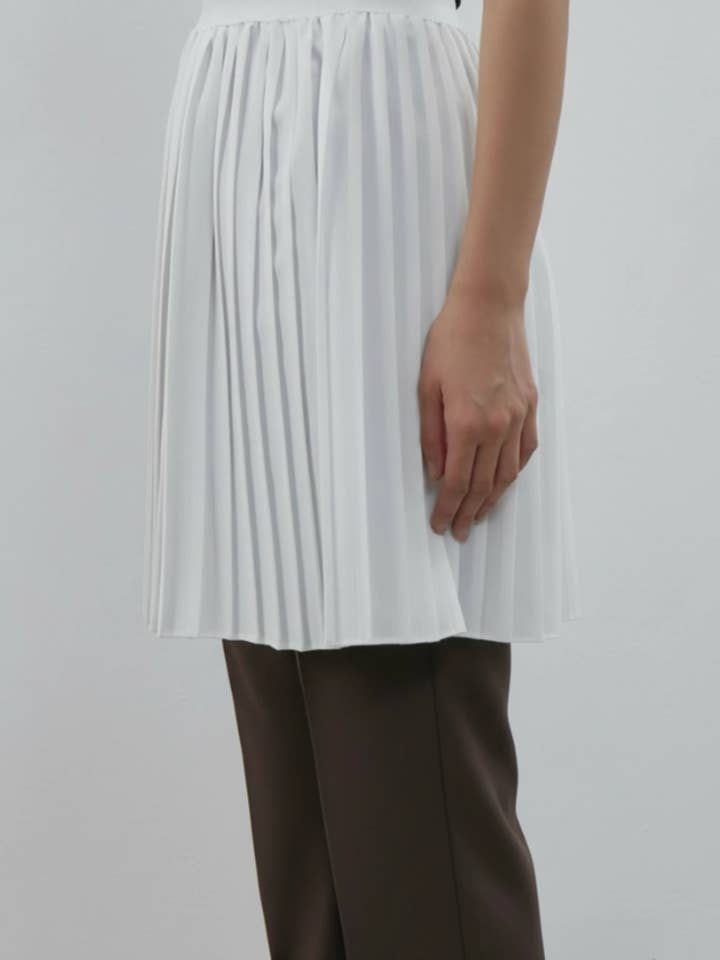 Akoya Hijabs - Wholesale Skirt - Women's - Pleated Shirt Extender2