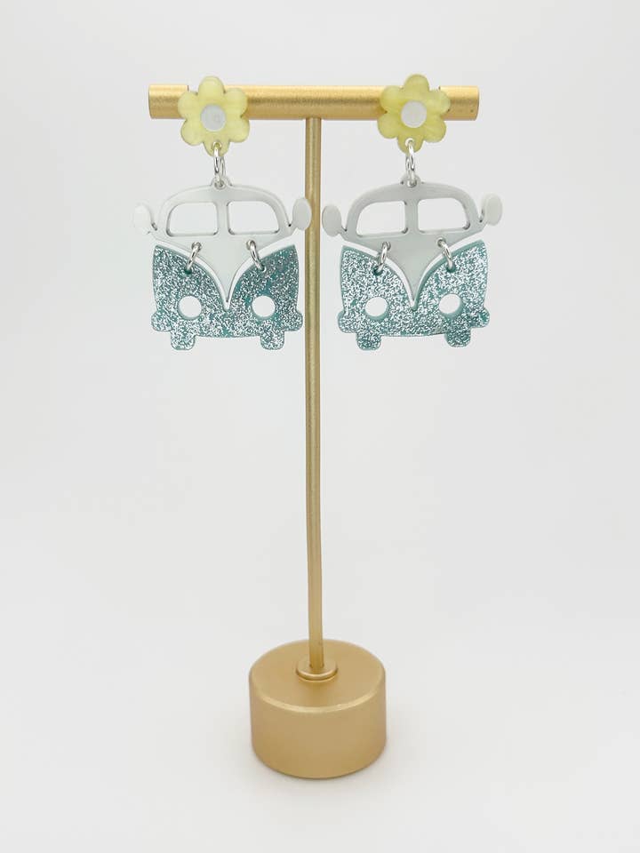 Akryl VW Bus øreringe for engroshandel hos Rayne Cloud Creations