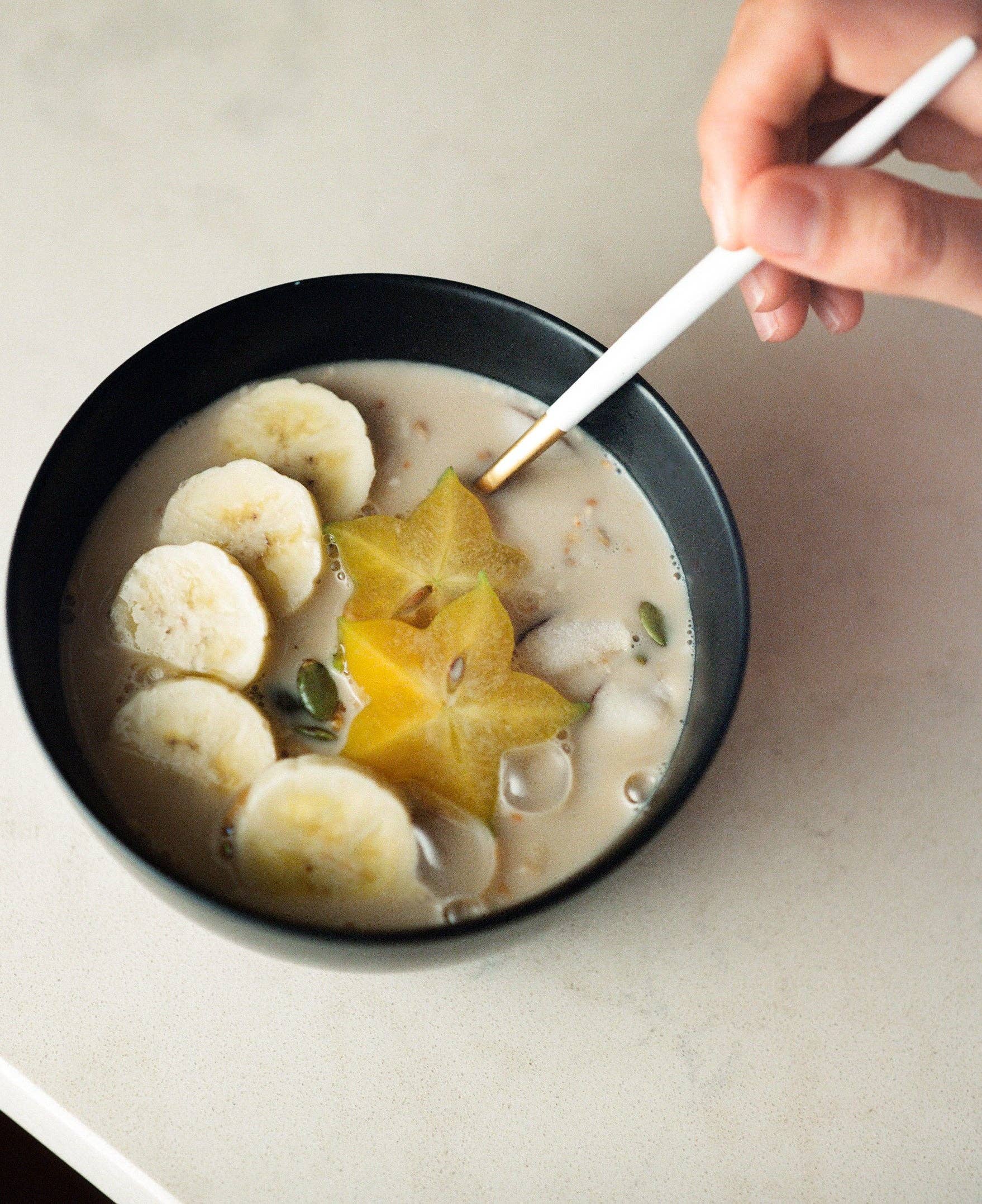 Kiki Milk - Wholesale Non-Dairy Milk - Mac Nut Kiki Milk • 32 fl oz • Pack of 66