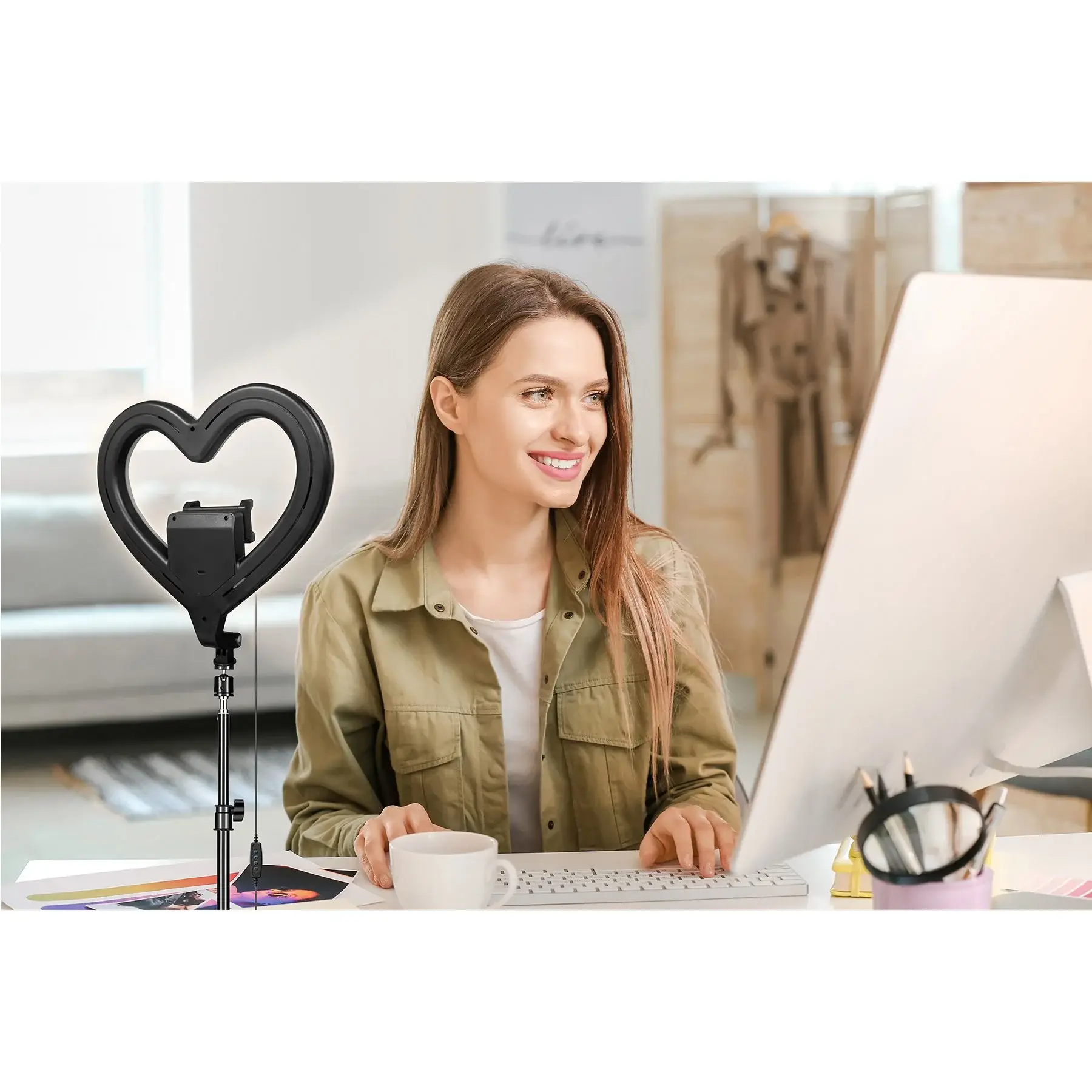 JupiterGear Home - Wholesale Ring / Selfie Light - Supersonic PRO Live Stream 10” Heart-Shaped Ring Light9