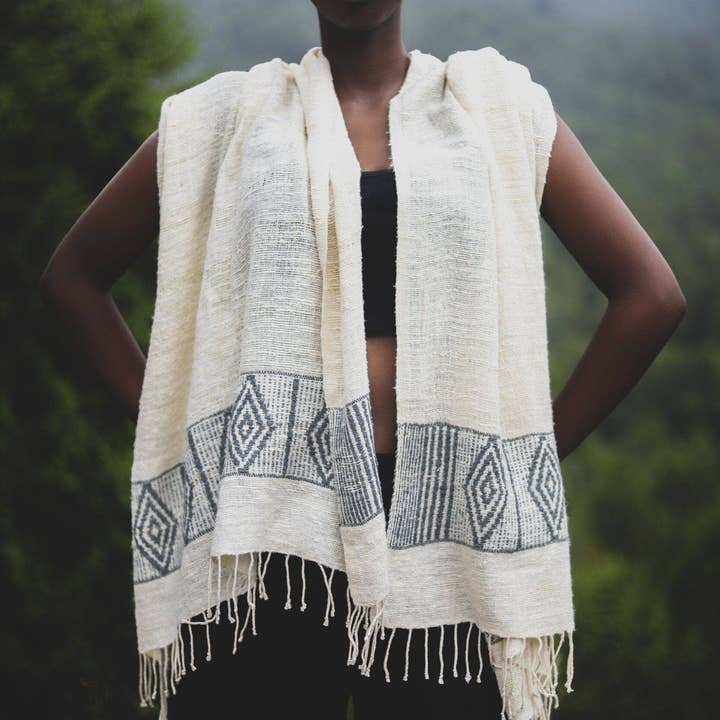 Sciarpa in Seta Etiope Tessuta a Mano Queen Menon per la vendita all'ingrosso da parte di Sabahar Europe