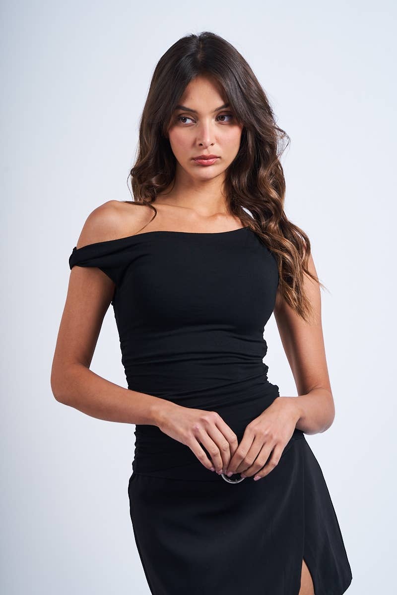 Sky to Moon - Vente Débardeur – femme - HAUT ASYMÉTRIQUE À ÉPAULE DÉNUDÉE AJUSTÉ1