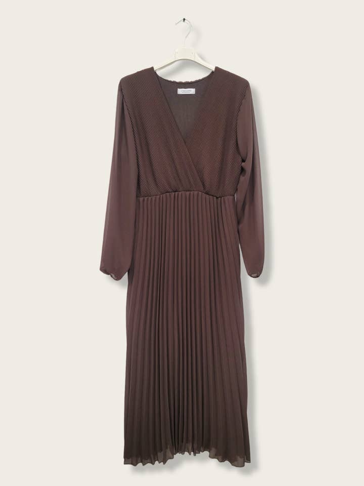 C'MELODIE - Wholesale Dress - Women's - Elegant Long-Sleeve Pleated Dresses in Plus Size7