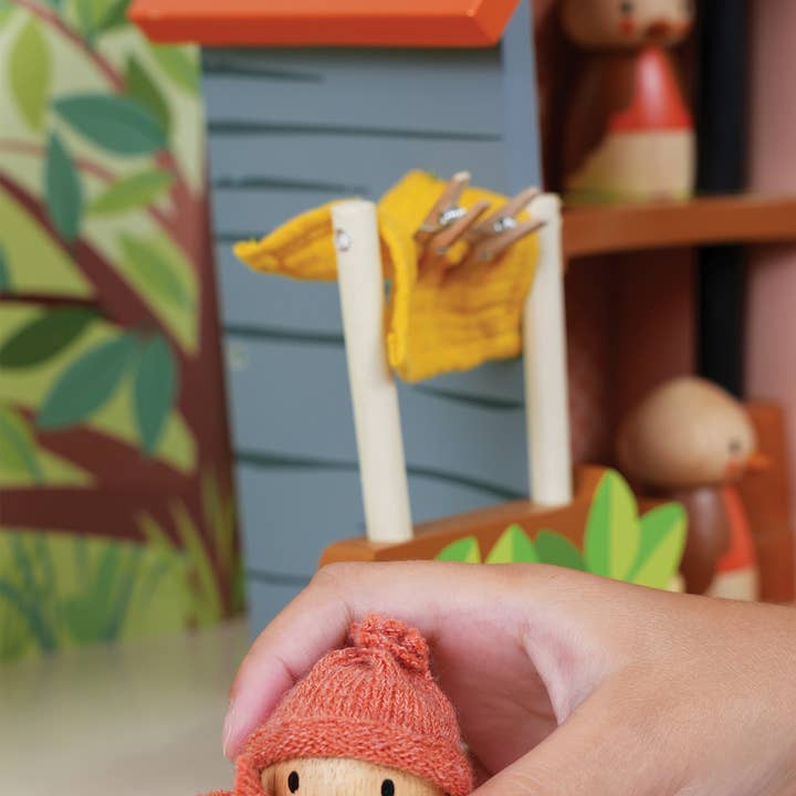 ThreadBear Design UK/EU – wholesale Toy set – Kids – Merrywood Tales Robin's Nest Box8