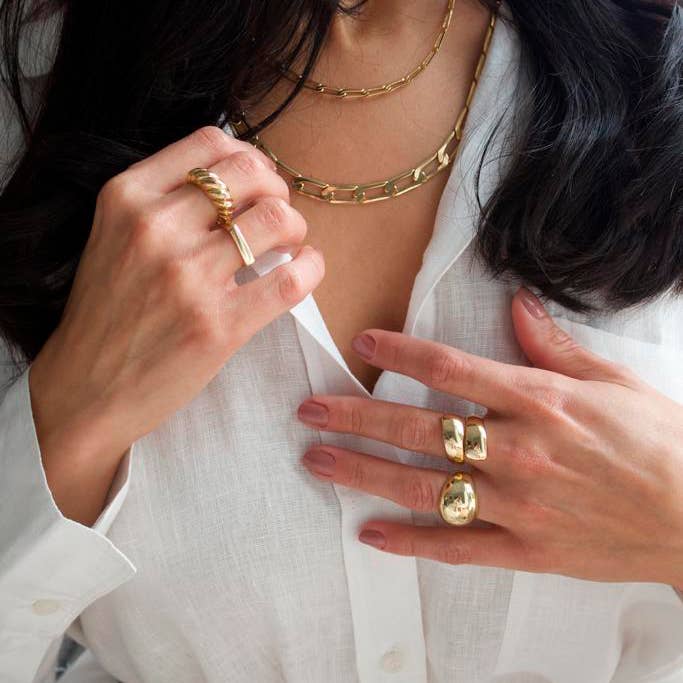 MIA Jewelry - Wholesale Band/Stacked Ring - Spiral Ring (D111)3