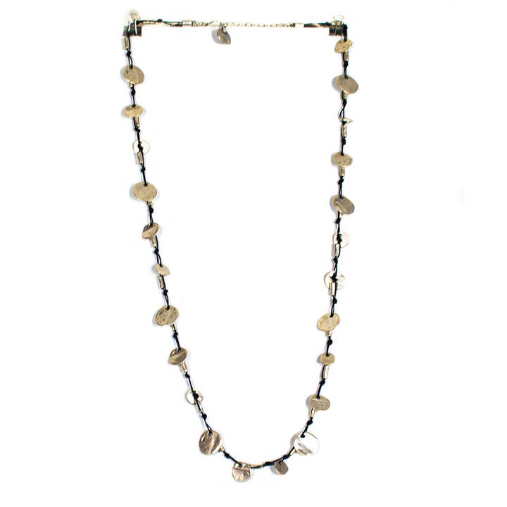 „Small Circles“ versilberte Halskette für den Großhandel von Silk Wool and Bijoux