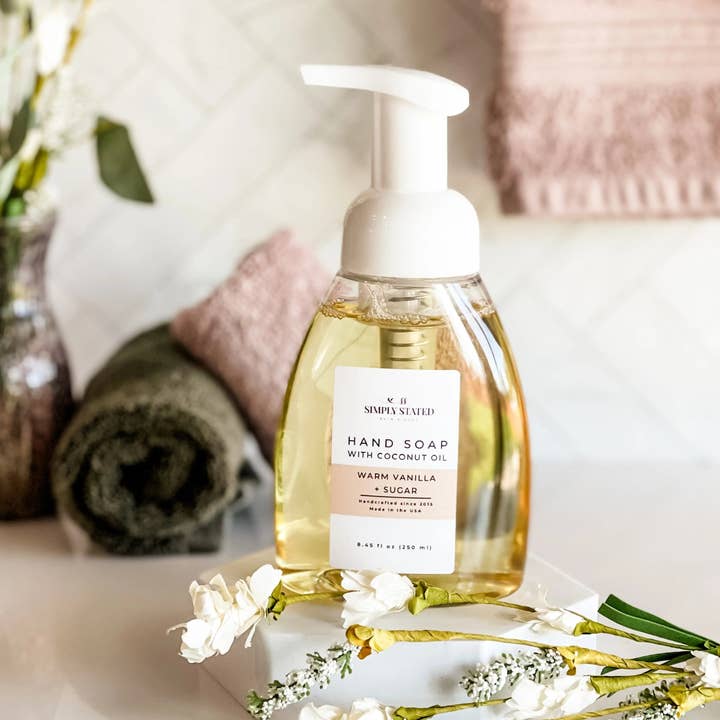 Savon moussant pour les mains Warm Vanilla Sugar | Savon à l'huile de coco pour la vente par Simply Stated Bath & Body