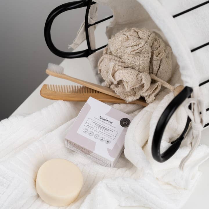 Nourishing Kindness Shampoo Bar for wholesale by fineaubasics®