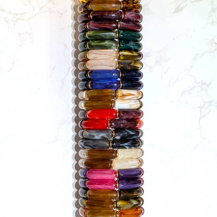 LOLO & YAYA - Wholesale Link & Chain Bracelet - Set of 24 elastic bracelets at 4.40 on free display stand