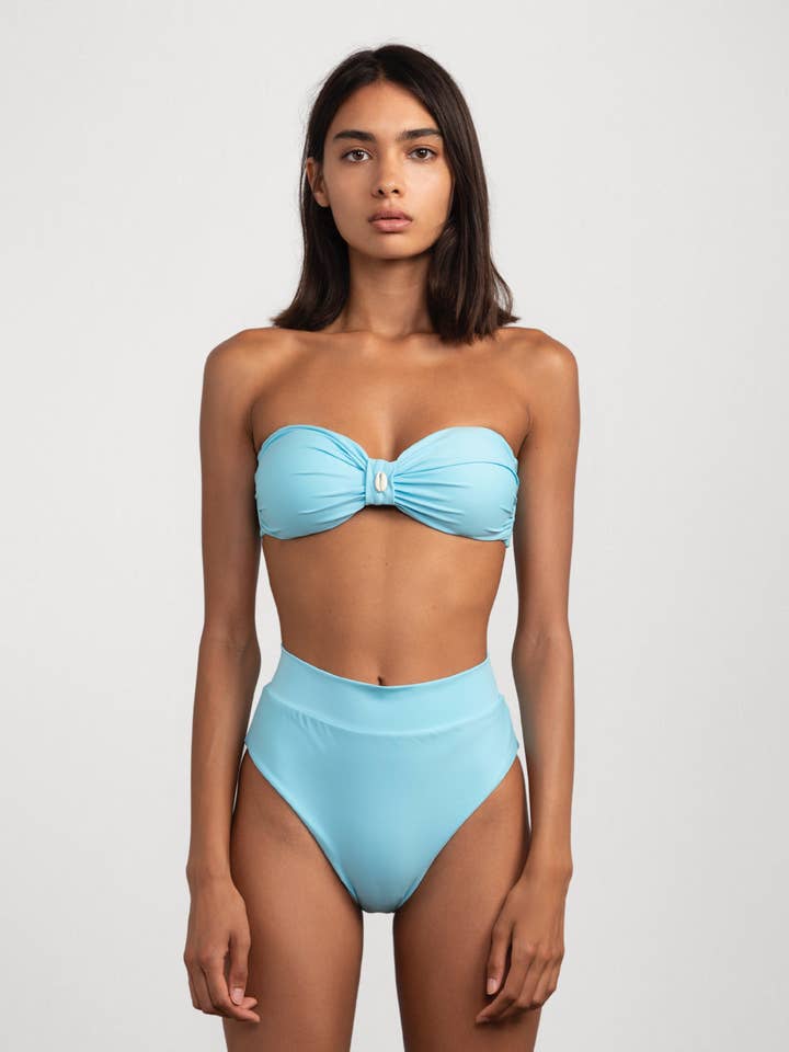 Maillot 2 pièces bandeau La Mer avec taille haute pour la vente par Flavia Valentini