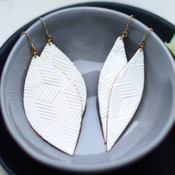 Boucles d'oreilles Allure pour la vente par Sojourn Studio