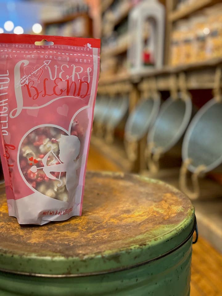 Lover's Blend Popcorn for wholesale by Simply Delightful
