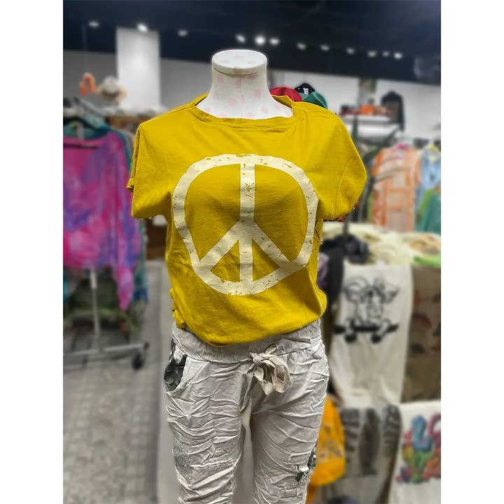LeParisPetit by I Love Linen - Wholesale T-Shirt (Graphic) - Women's - 70s Inspired Tee - Peace Sign, Cap Sleeve