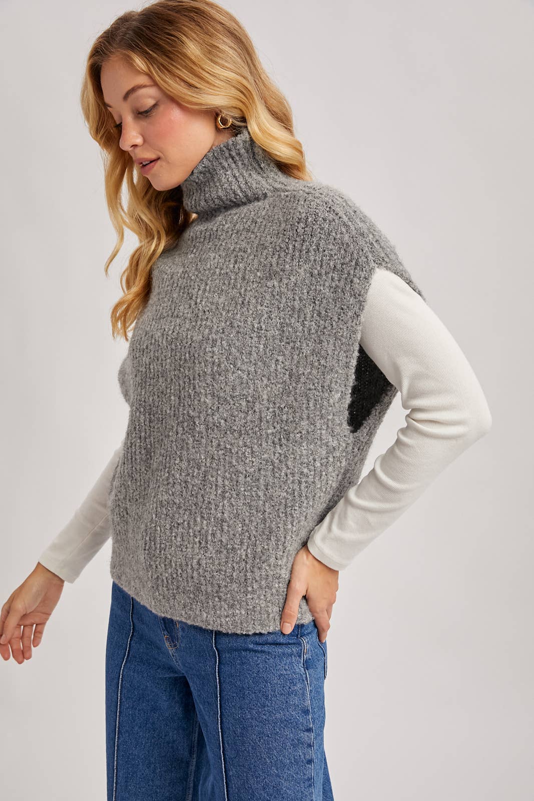 Bluivy - Wholesale Sweater Vest - Women's - TURTLENECK KNIT SWEATER VEST3