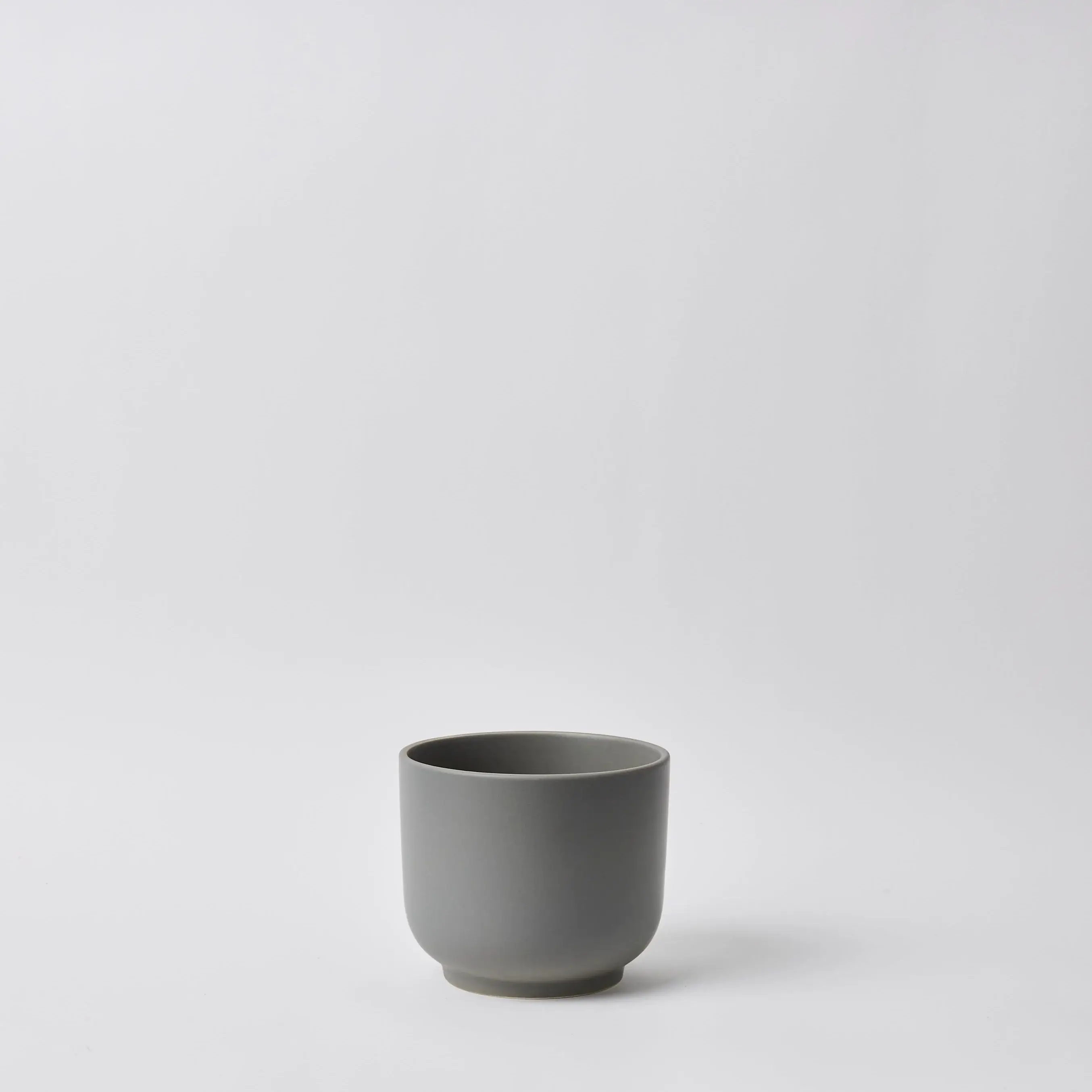 LBE Design – Engroshandel Stativ til plantekrukke – Klokkeplanteren5