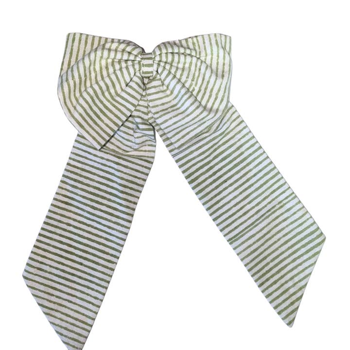 Laço Artesanal de Riscas Verdes – Dois Tamanhos e outras tendências em Compre apliques para laços B2B. Devoluções gratuitas e condições de pagamento a 60 dias na Faire na Faire.