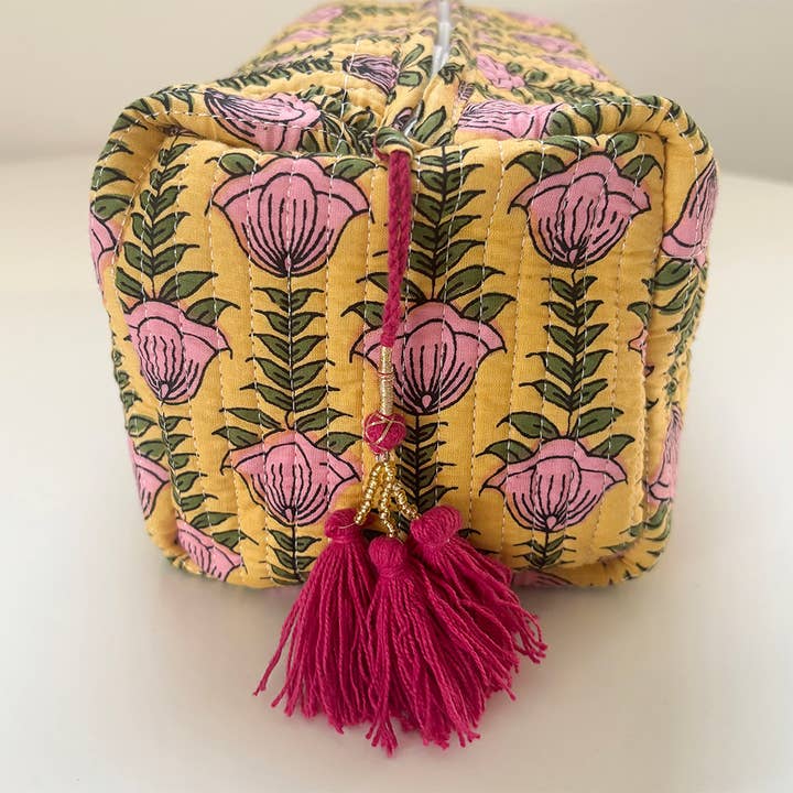 AMIMA HOME - Wholesale Makeup/Cosmetic Bag - TULIPS COSMETIC BAG set of 37