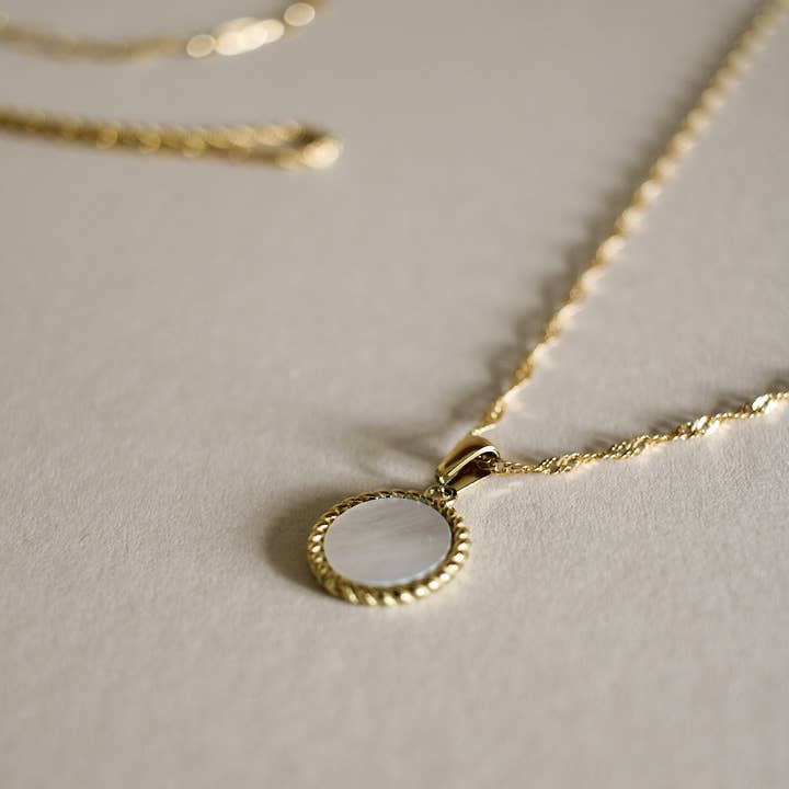 Collana Bonnie per la vendita all'ingrosso da parte di Copper Lane Gift Co.