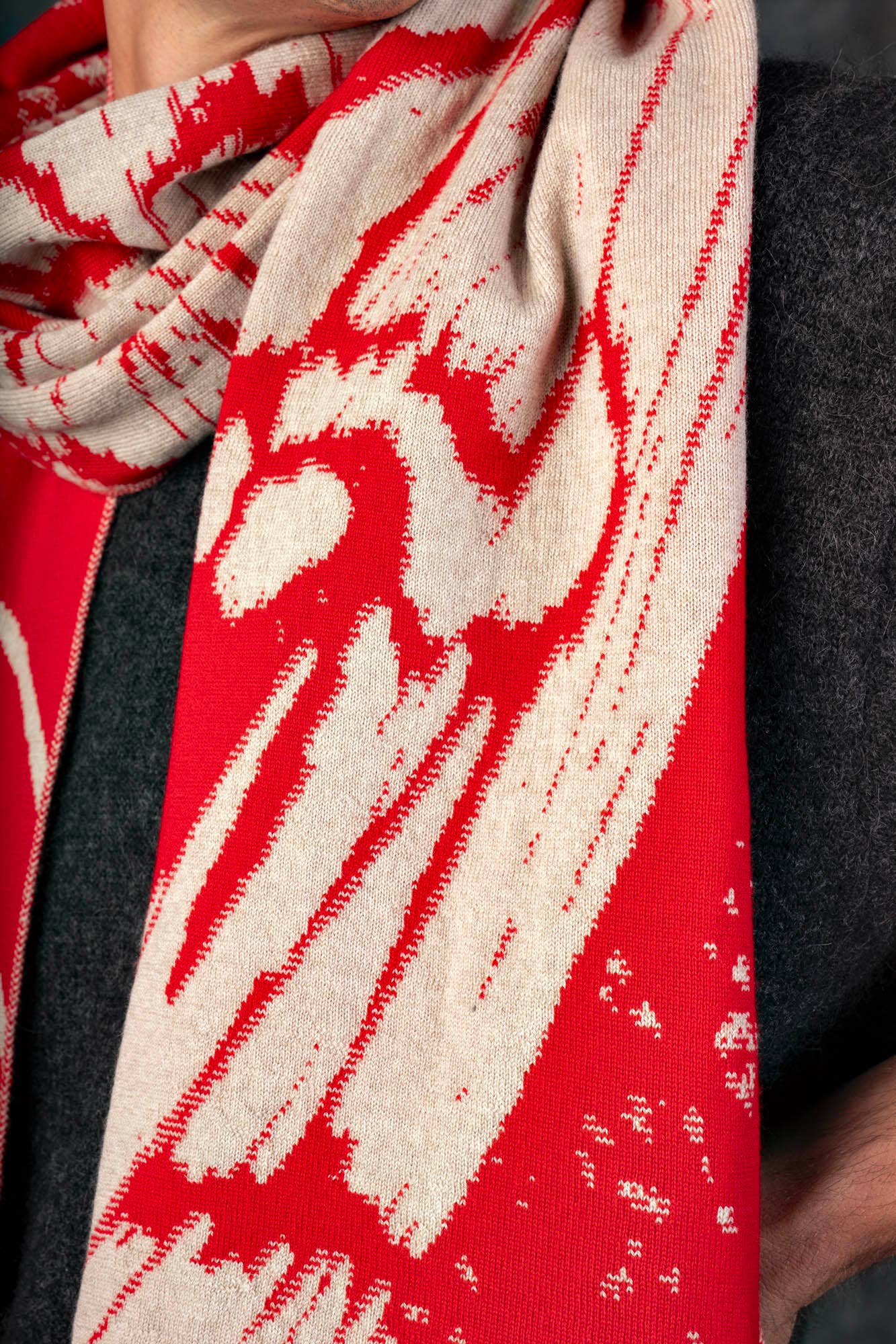 Wolvis - Wholesale Scarf - Unisex - Aurata poppy • midi3