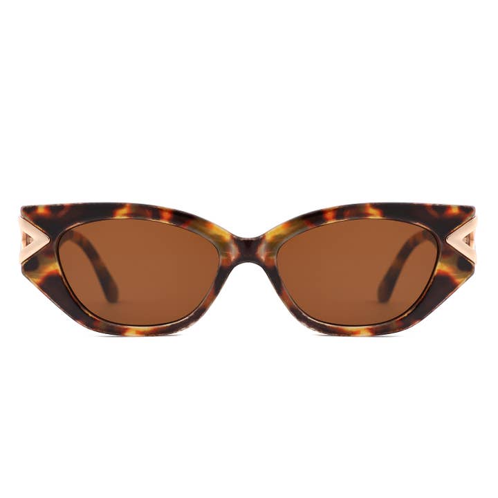 Cramilo Eyewear - Wholesale Sunglasses - Women's - Geometric Vintage Inspired Luxurious Cat Eye Sunglasses