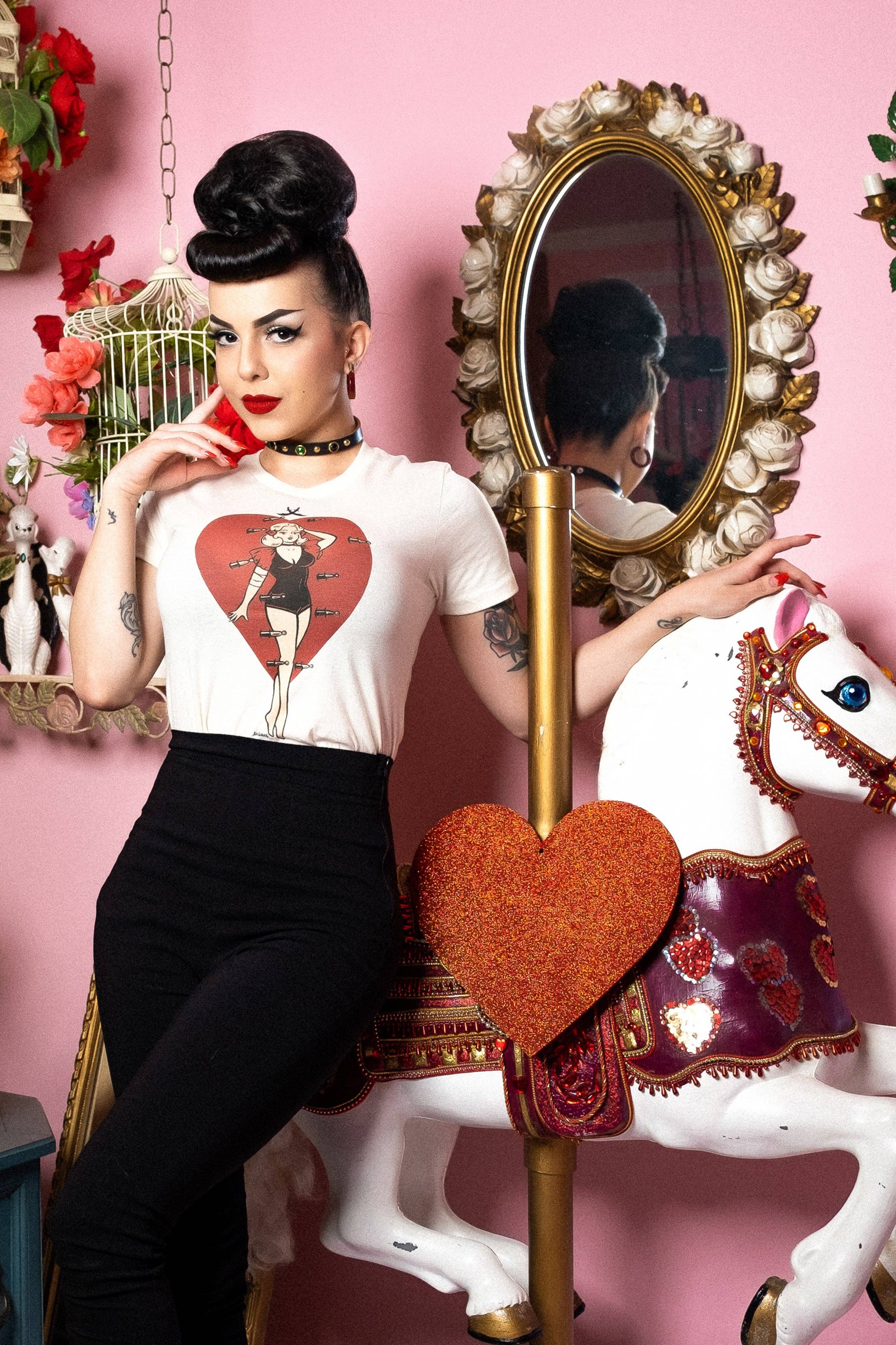 Mischief Made - Vendita all'ingrosso Maglietta serigrafata - Donna - T-shirt aderente Heart Attack in avorio1