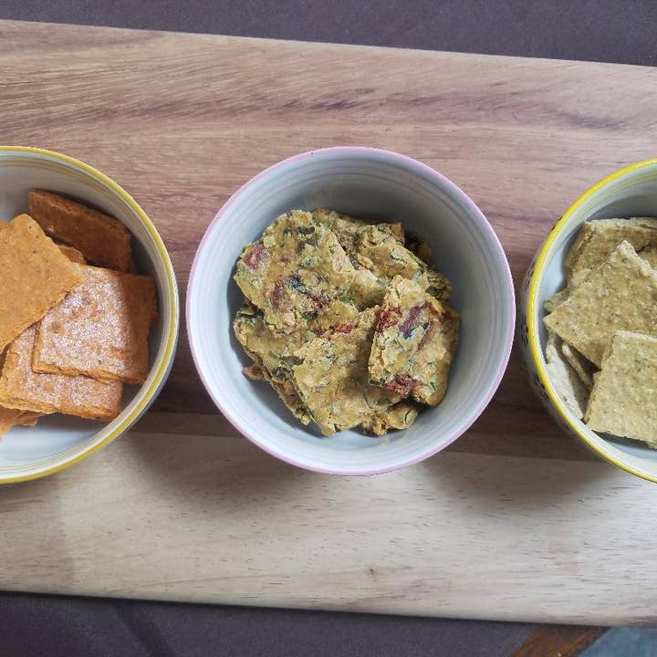 Healing Home Foods - Wholesale Crackers - Raw Crackers Kale Goji