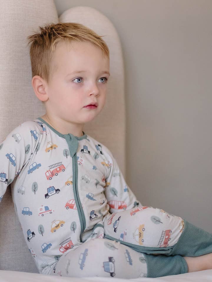 Bil Onesie Pyjamas for engroshandel hos Nash+Nova