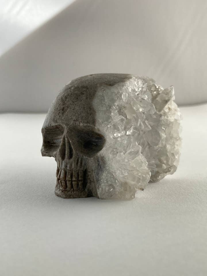 The Maldon Quartz Skull - 005 for wholesale by SPARROW