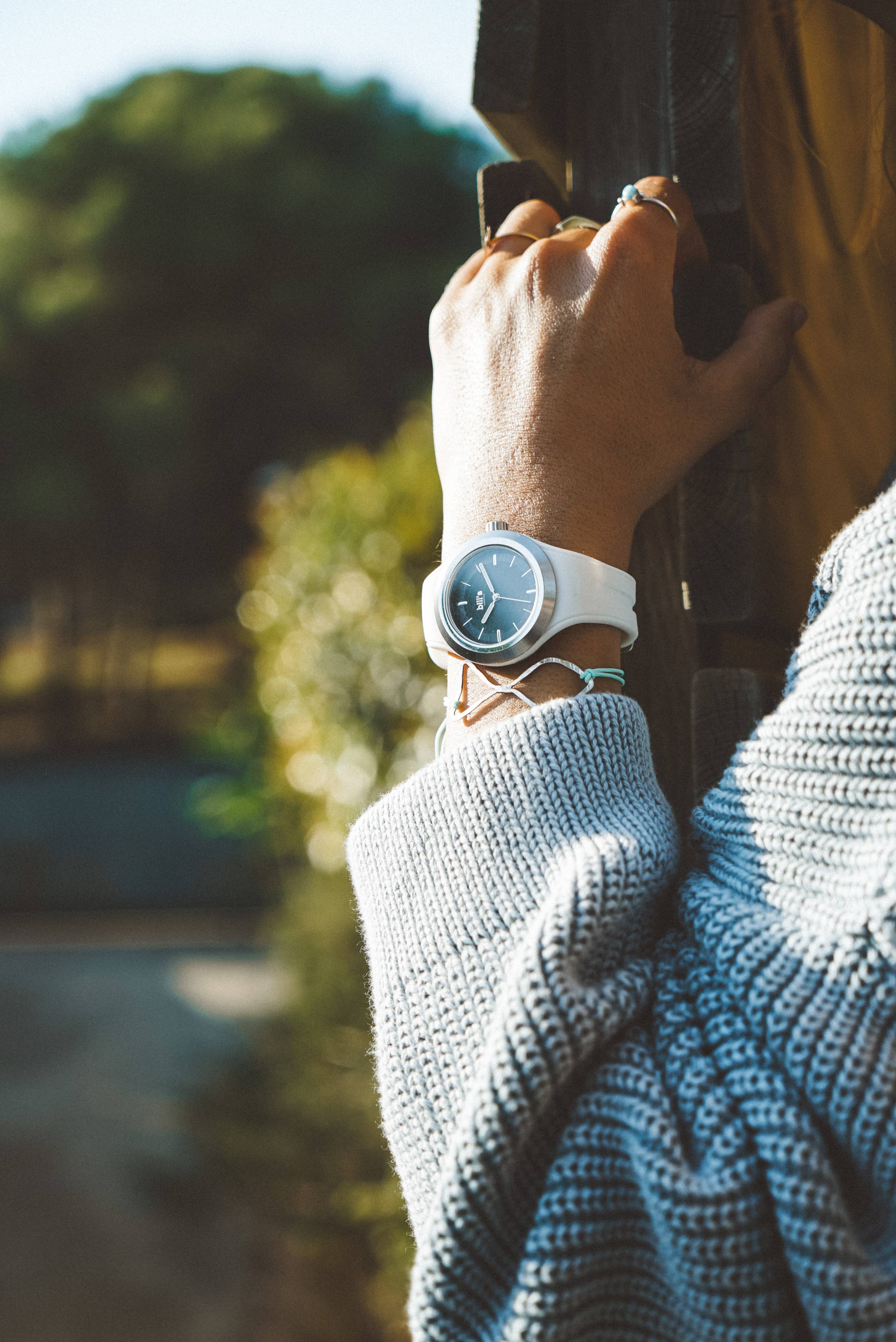 Bill's Watches - Wholesale Wrist Watch - Women's - Twist Watch - Silicone Artic white3