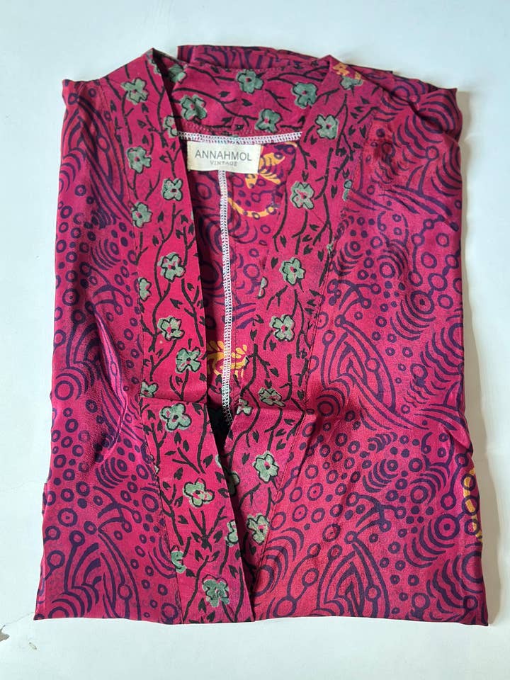 Annahmol - Wholesale Blouse - Women's - Vintage Silk Kimono Top: Free Size: BEST SELLERĀ : OOAK33