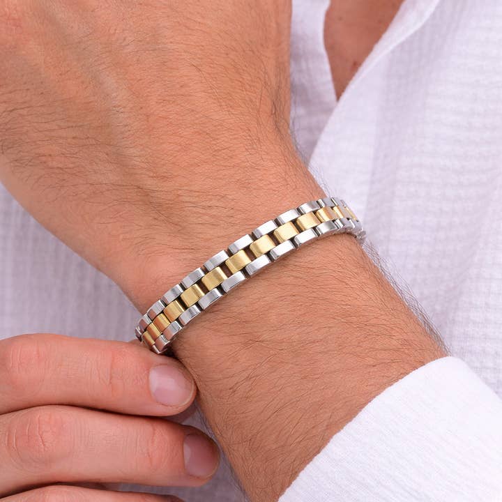 Bracelet de montre Axis pour la vente par Karen Cole Timeless Treasures