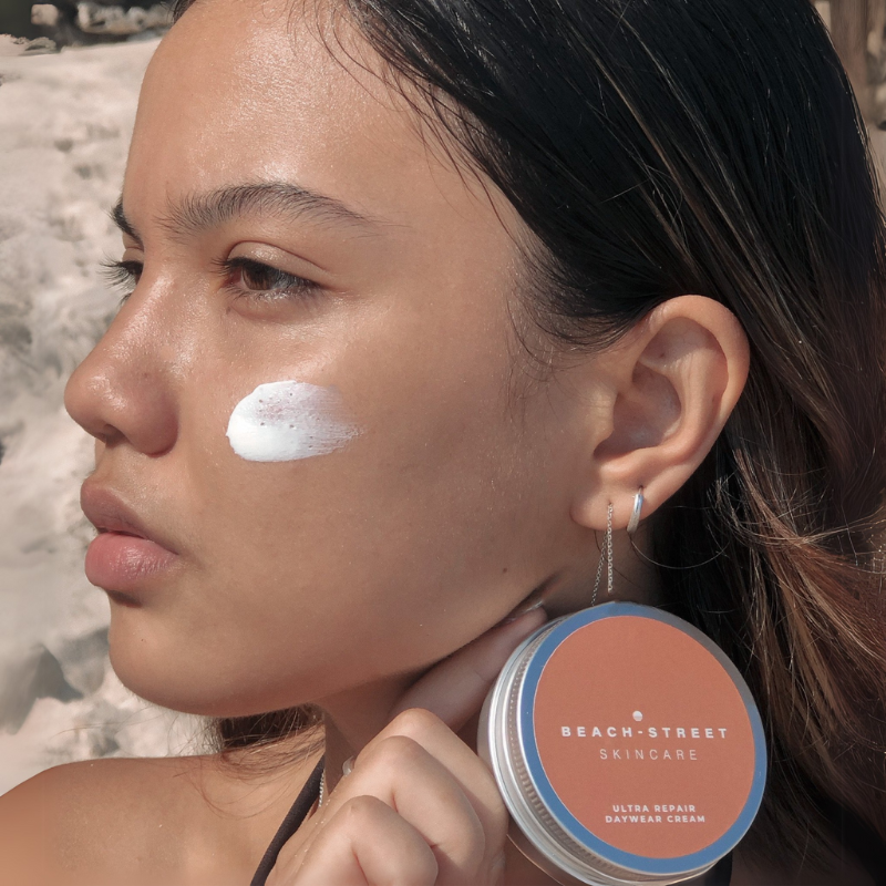 BEACH - STREET SKINCARE ® - Wholesale Facial Moisturizer - Ultra Repair Daywear Cream (60 ML)1