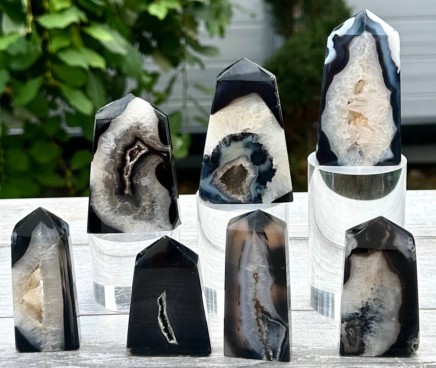 KayleeNYC - Wholesale Spiritual stone/crystal - 1 lb Natural Black Onyx Obelisk Tower Crystal