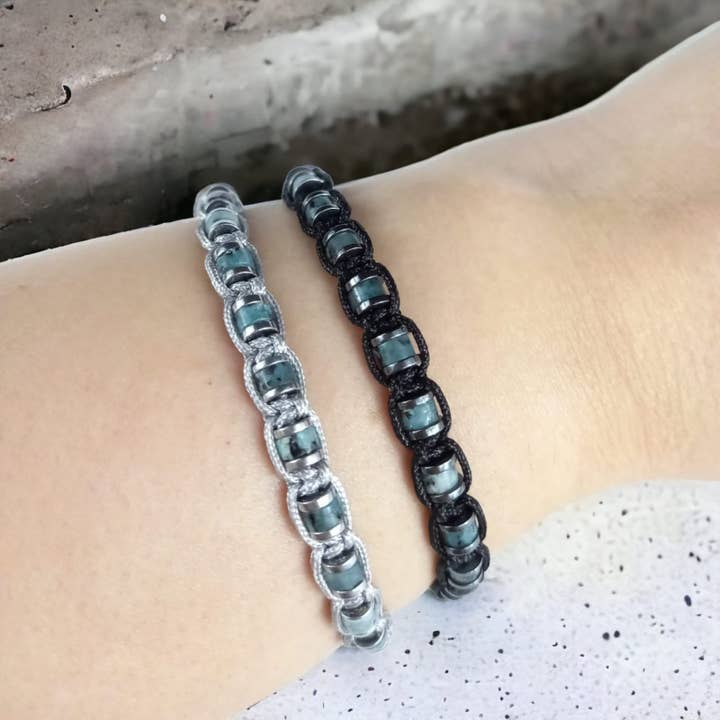 Grøn jade natursten macrame armbånd for engroshandel hos Aline Bassani