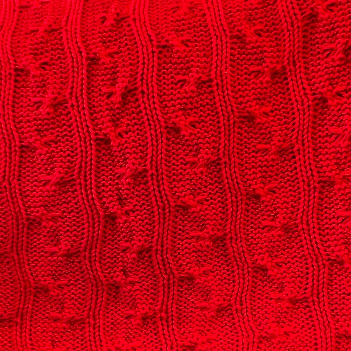 Drew Derose Design - Wholesale Throw Blanket - Cable Knit Red Throw Blanket – Cozy Farmhouse Décor
2