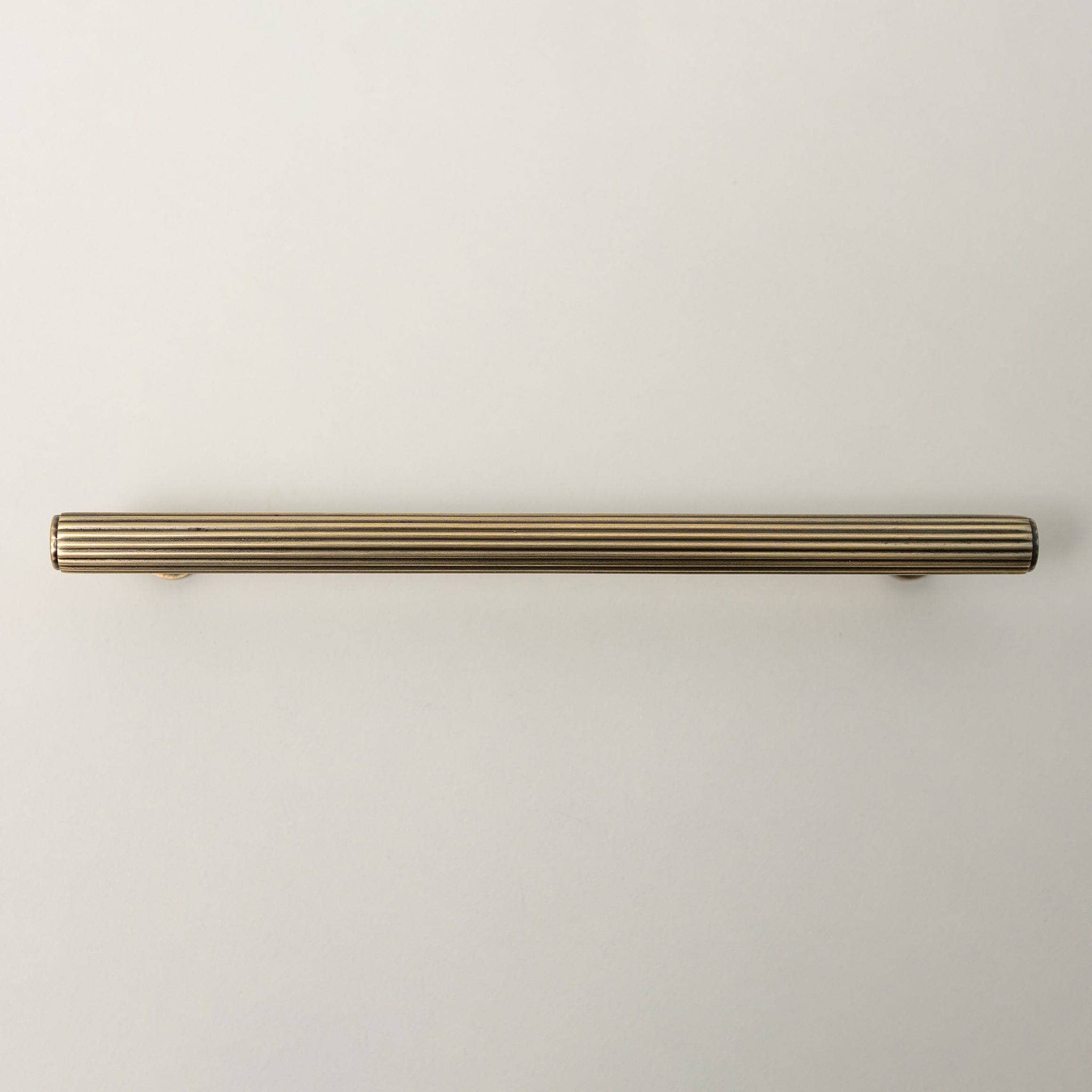 Brass bee – wholesale Knob/pull – Solid Brass Straight Knurled Kitchen Pull Handles & Knobs - Antique Brass Finish14