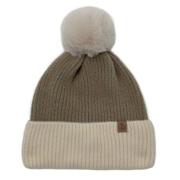Do Everything In Love® - Vente Bonnet – femme - Bonnet en tricot côtelé avec pompon en fausse fourrure4