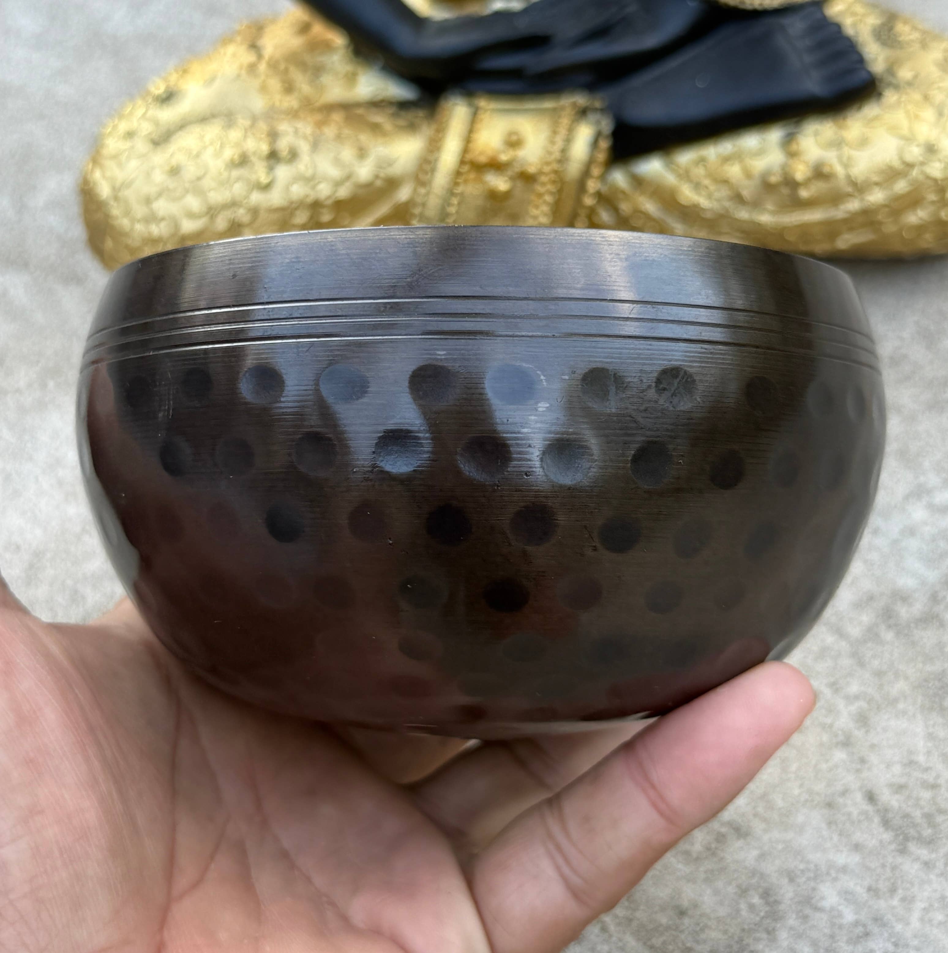 Lungta Imports – wholesale Meditation supplies – Hammer Mark Singing Bowl Set ~ With Mallet and  Cushion 9