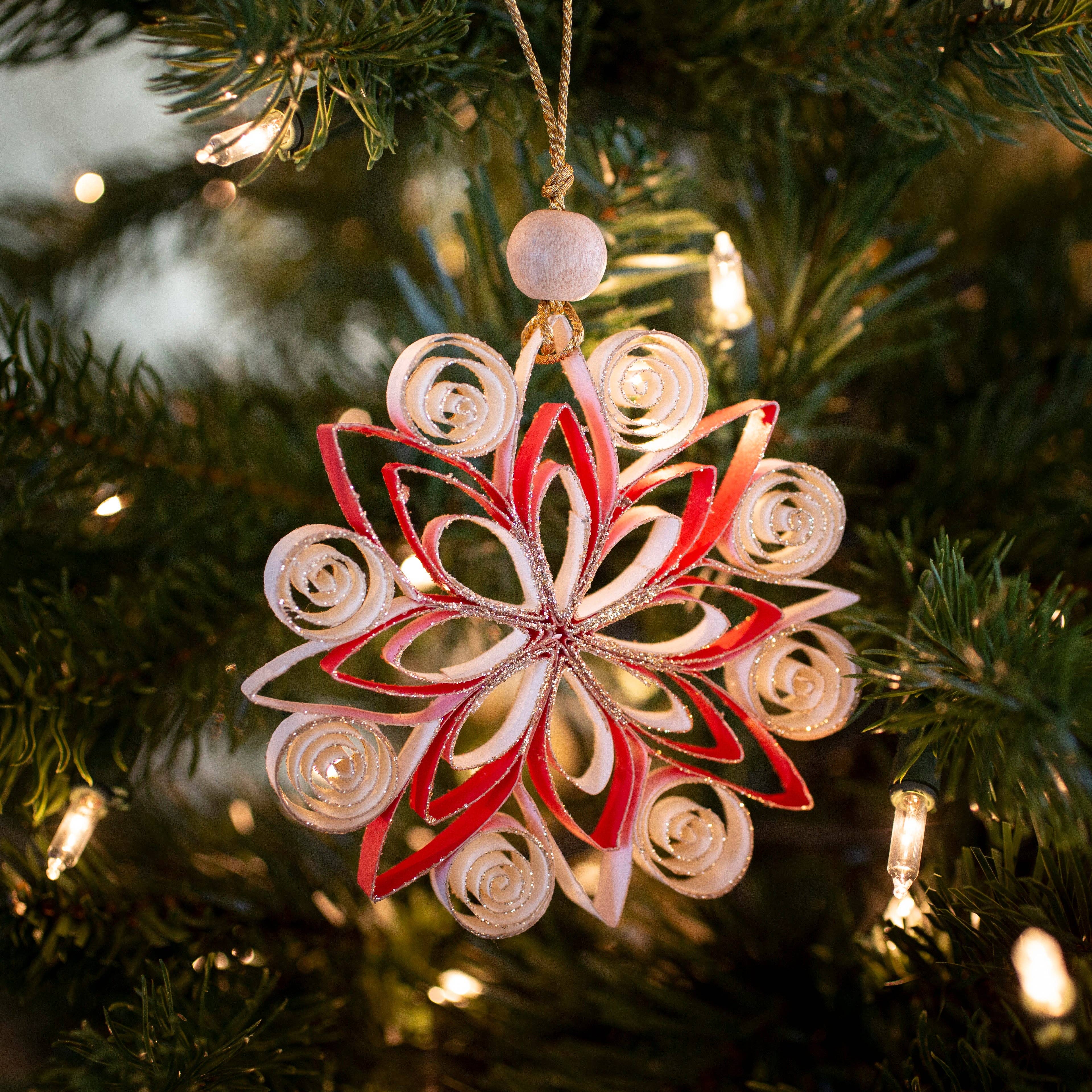Artschatz LLC - Wholesale Ornament - Quilling Snowflake "Neve" white / red with gold glitter - 4 inch Ø | Christmas / Winter