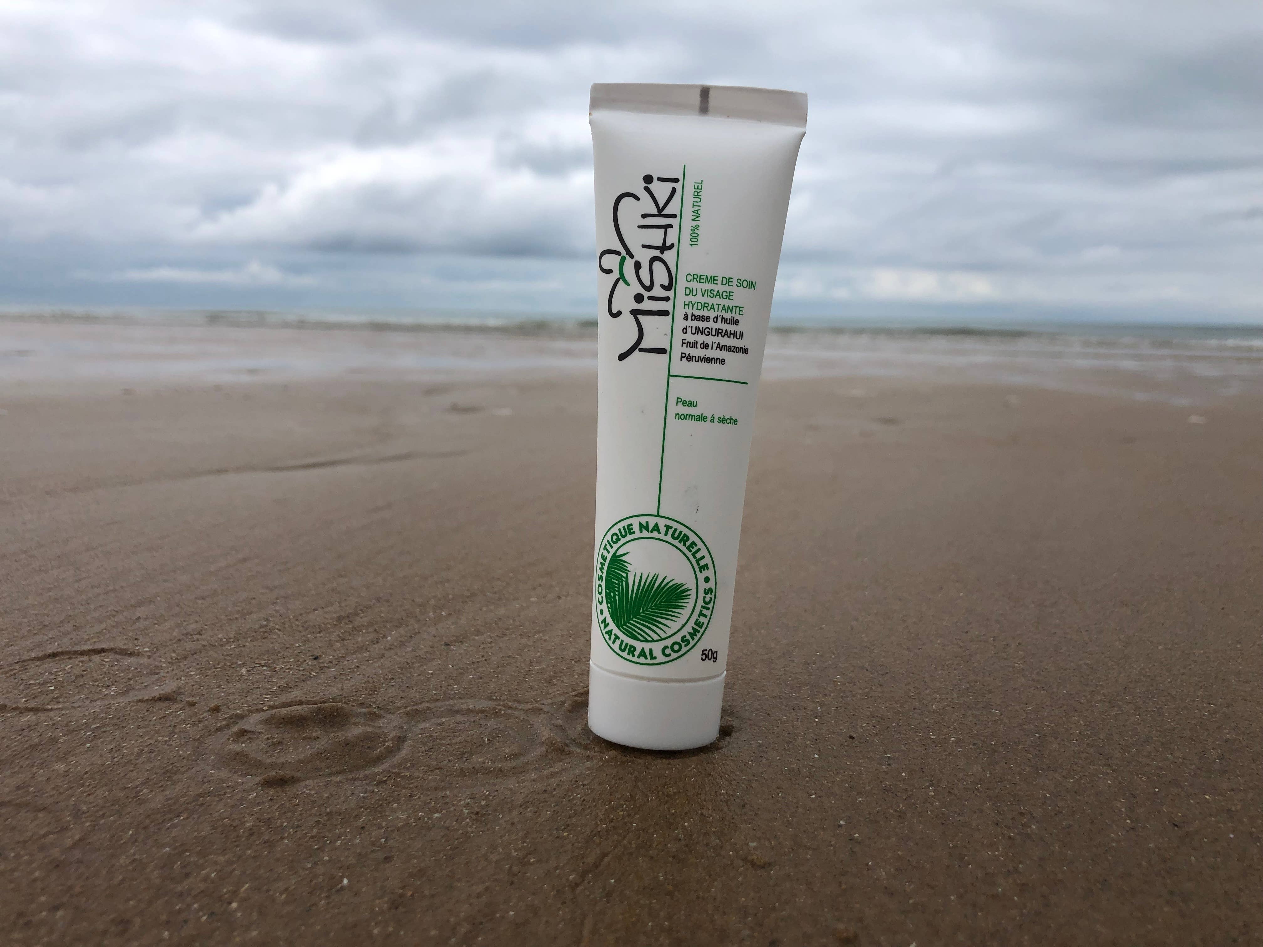 MISHKI – Großhandel Gesichts-Feuchtigkeitscreme – Feuchtigkeitscreme mit einer Frucht – Ungurahui