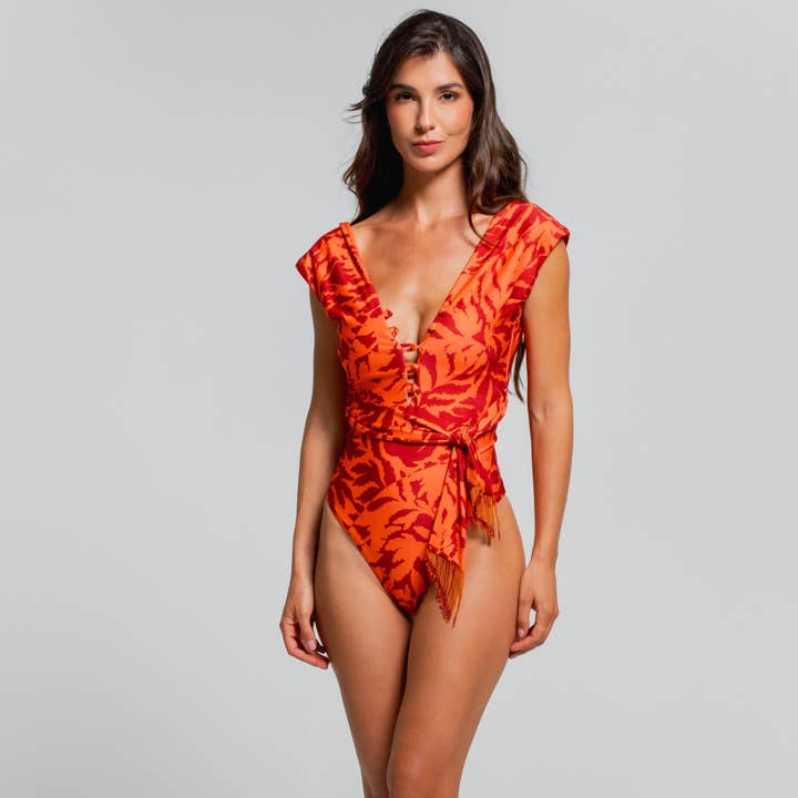 FEUILLES DU SOLEIL PLONGENT UNE PIÈCE LATINE AJUSTÉE pour la vente par Cosita Linda