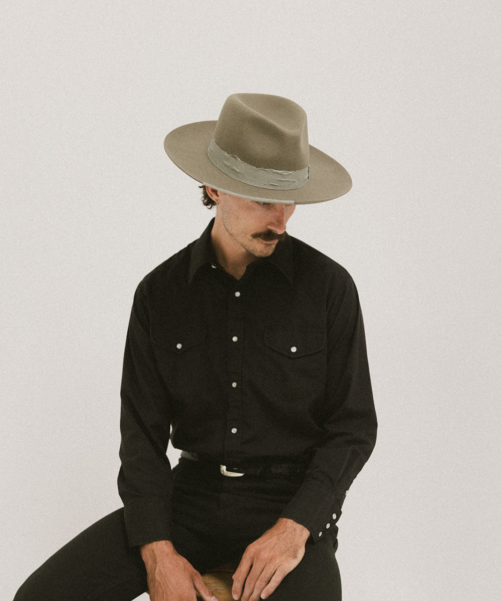 Gigi Pip - Wholesale Fedora - Men's - Delmar Distressed Felt Fedora18