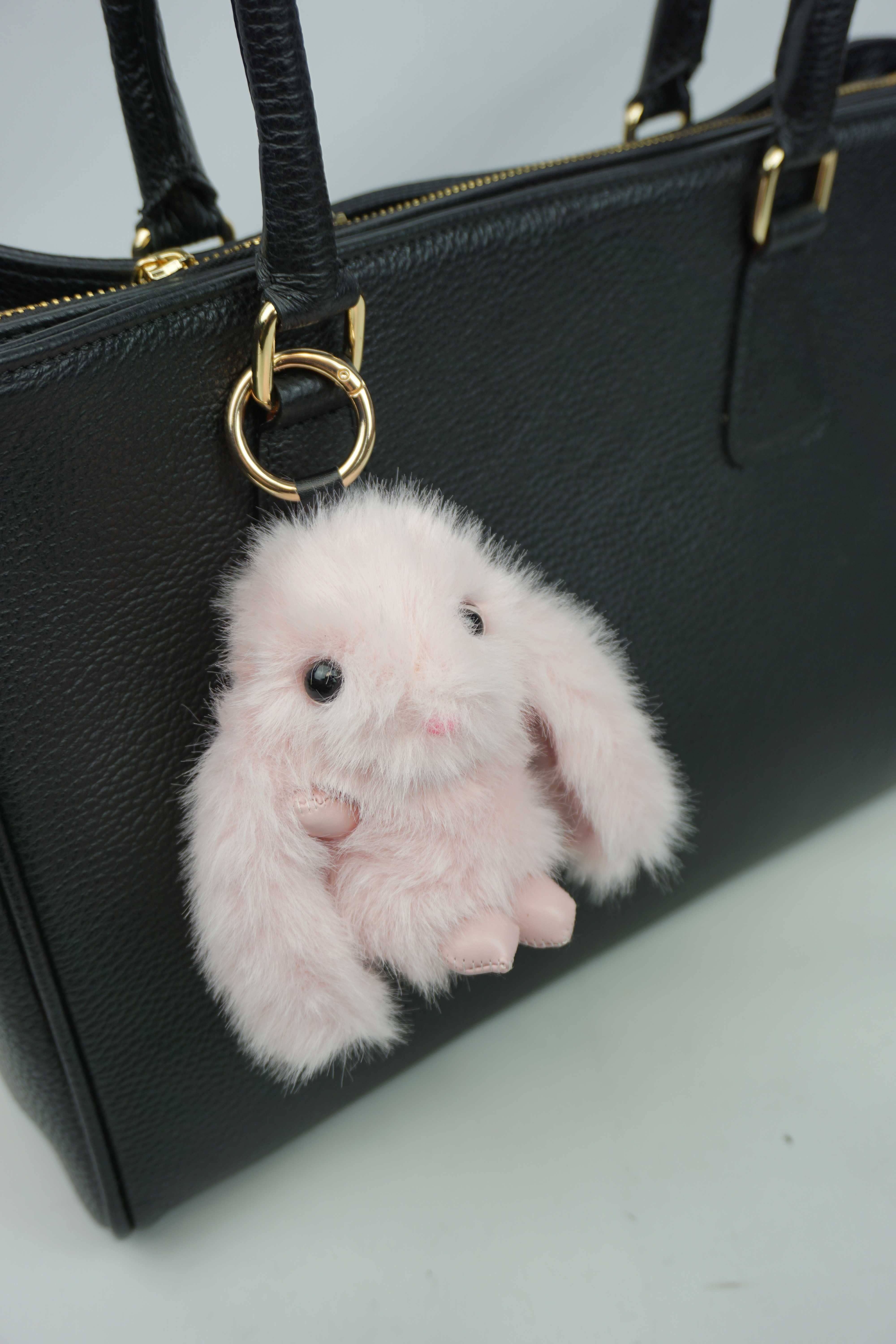 Anais - Wholesale Keychain - Women's - Grigri plush keychain6