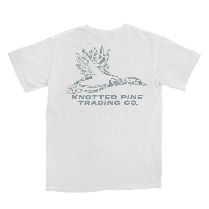 Schnee-Tarnlogo - Weiß für den Großhandel von Knotted Pine Trading Co.