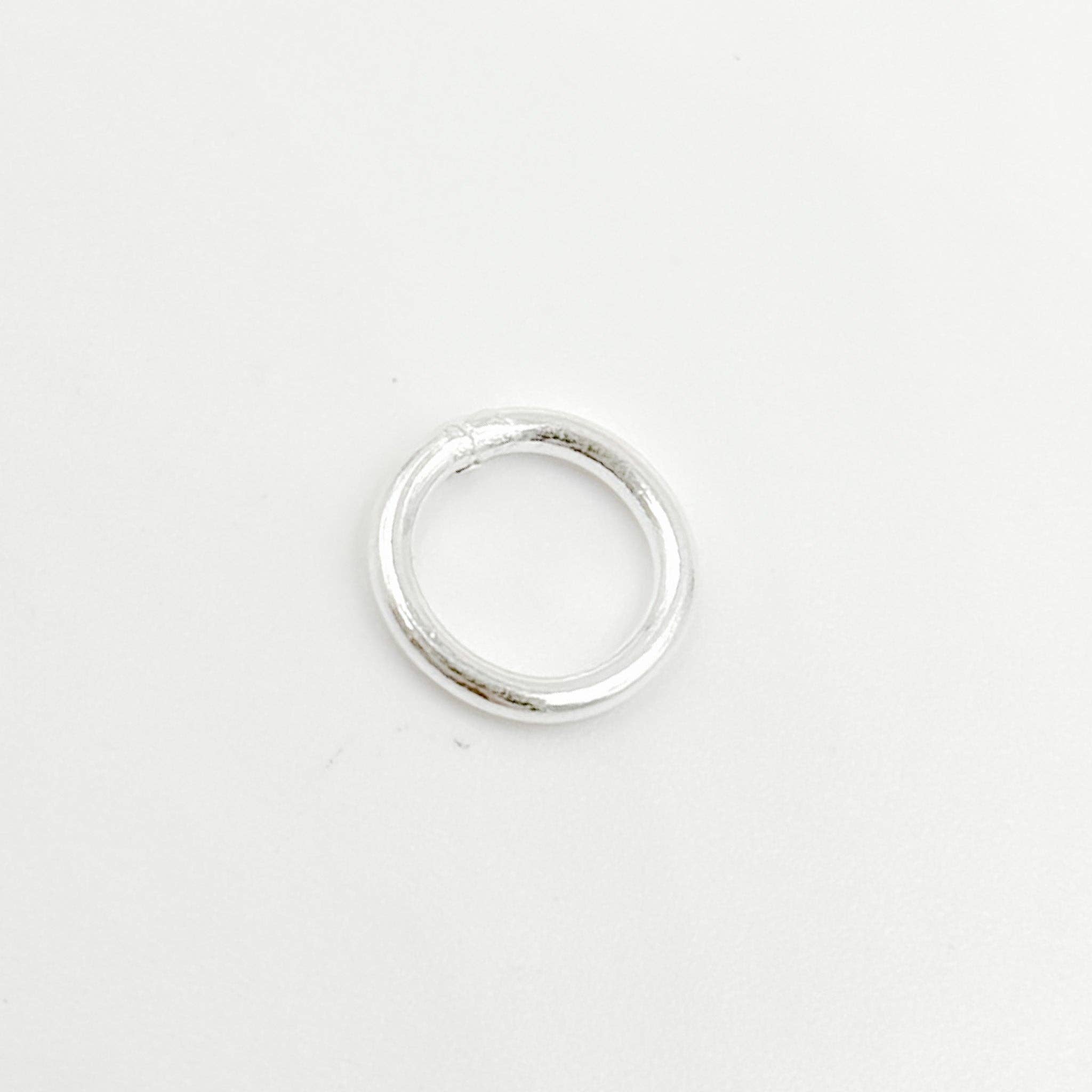 Tresor Jewelry Inc. – wholesale Band/stacked ring – 5004486C. 7MM 20.5Gauge White Sterling Silver Close Jump Ring0