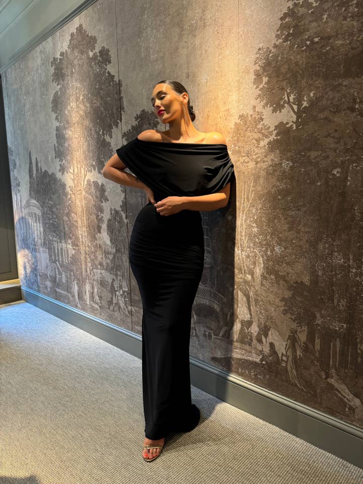 Atom Label - Wholesale Dress - Women's - Platinum gown in black