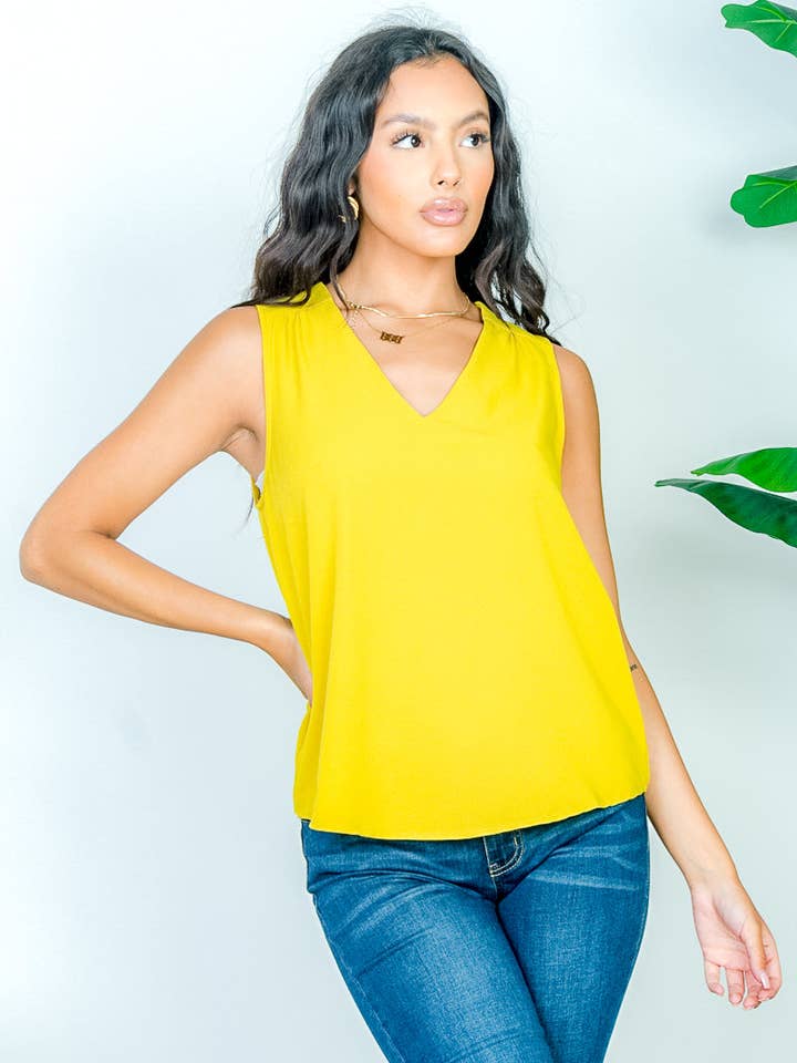 Mouwloze blouse met V-hals en sleutelgat aan de achterkant (MT-3271) voor wholesale door Wholesale Fashion Couture