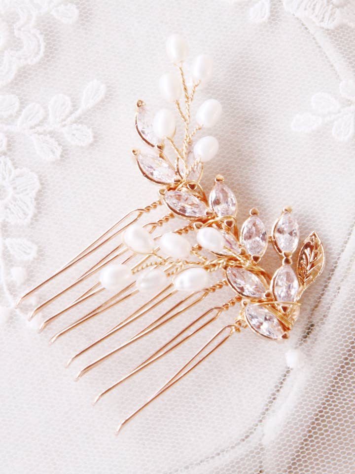 Romantisk brudekam for engroshandel hos Lily in love