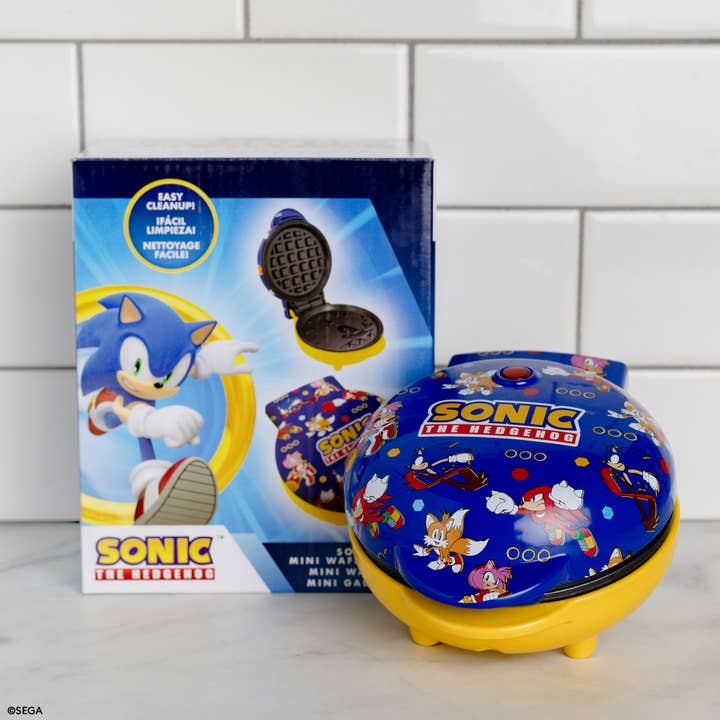 Uncanny Brands - Wholesale Kitchen Appliance - Uncanny Brands Sonic the Hedgehog Mini Waffle Maker